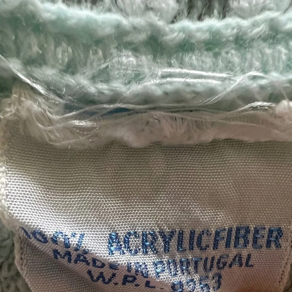 Vintage Acrylic Knit Baby Blanket Mint Green Waffle Scalloped Edge 34x36
